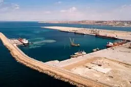 دولت چهاردهم، مکران و آنچه ز بیگانه تمنا می‌کرد
