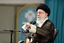 سپاه جلوی تکرار کودتای ۲۸ مرداد را گرفت/ کار خوب یا خطای مُعمّمین و سپاهیان آثار بیرونی مضاعفی دارد/ نمی‌گوییم انتقاد نباشد اما بیان انتقاد همراه با اعتماد به مسئولان باشد