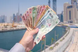 قیمت درهم امارات امروز جمعه ۲۲ فروردین ۱۴۰۴ + جدول
