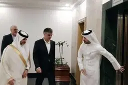 رئیس بانک مرکزی قطر: به تعهداتمان با ایران پایبندیم