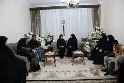 فراکسیون زنان مجلس به دیدن خانواده الهه حسین نژاد رفتند 
