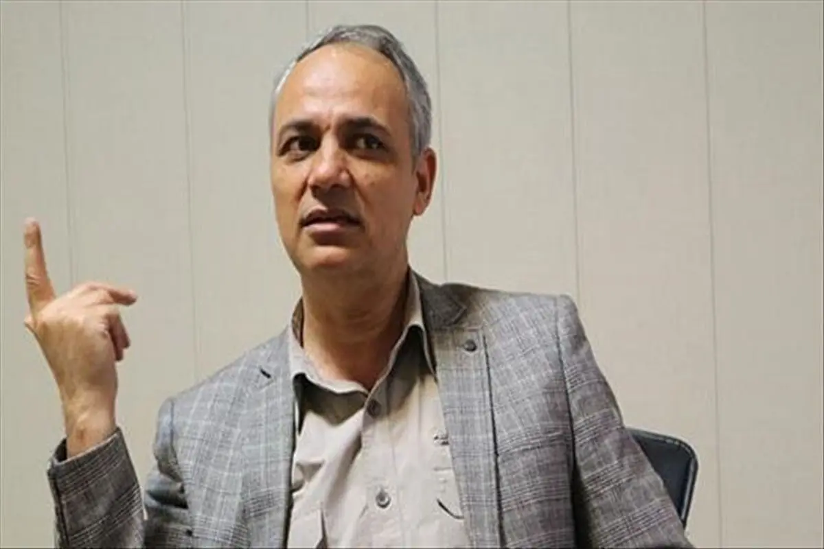 زیدآبادی: آیا نظر حداد عادل این است که باید کتاب های افلاطون، ارسطو، هابز، کانت، هگل، نیچه را در میدان شهر آتش زد؟ 
