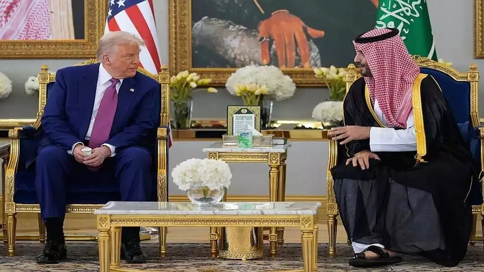 ترامپ، ولیعهد عربستان را ستود