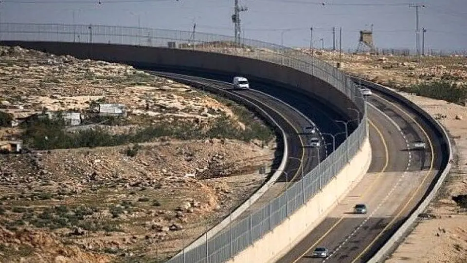 ساخت دیوار ۱۰۰ کیلومتری در شمال کرانه باختری
