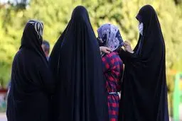تیم نظارتی امر به معروف در ادارات بروجرد تشکیل شود