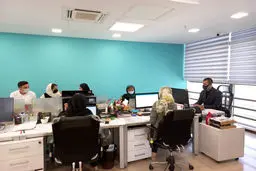 برای تأمین کالاهای اساسی با کارخانه‌ها رایزنی کرده‌ایم