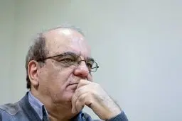 آیا خانواده روح‌الله عجمیان از اینکه چرا ۸۰ نفر متهم را یک جا اعدام نکرده‌اند، ناراحتند؟!