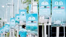 سیاست روی دور کُند
