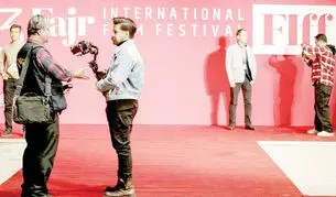 تأمل و تأسف