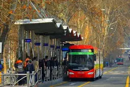 بلیت مترو و اتوبوس همچنان رایگان است
