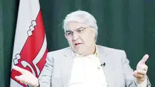 
خودروسازان گرفتار 
در چنبره منافع سیاسیون
