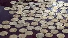 سکه‌های تقلبی و کلاهبرداری در الیگودرز؛ متهم دستگیر شد