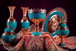 با فیروزه کوبی بیشتر آشنا شوید