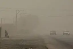 طوفان سبب قطع برق مناطقی از استان البرز شد

