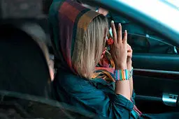 نسخه جدید کیهان برای مسئولان؛ حجت تمام است که با اقلیت هنجارشکن بی‌حجاب برخورد کنید؛ آن هم برخورد عبرت آموز

