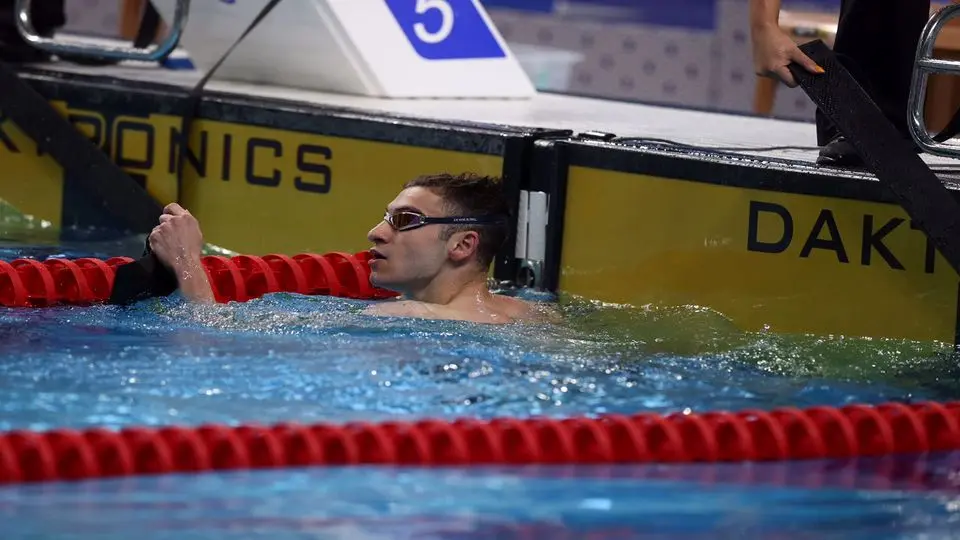 حضور شناگران ۴ در ۱۰۰ متر آزاد ایران در فینال با شکستن رکورد ایران