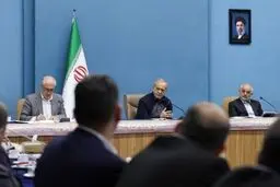 پزشکیان: موانع فعالیت کسب‌وکارها و تولیدکنندگان را برطرف می‌کنیم