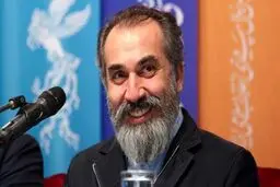 عذرخواهی سیامک انصاری برای پرتاب سنگ به سمت نمادهای ایرانی+ ویدئو
