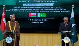 وزیران خارجه پاکستان و عمان خواستار بازگشت طرف‌ها به دیپلماسی شدند