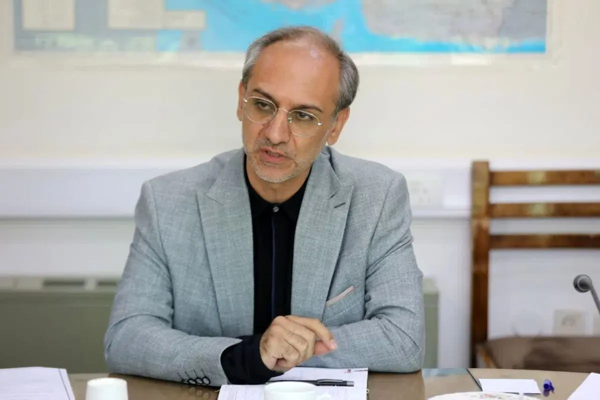  برگزاری همایش پاسداشت شأن و منزلت مفاخر، مشاهیر و شخصیت های مطرح فرهنگ و ادب