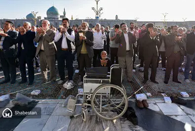 اقامه نماز عید سعید فطر در حرم مطهر رضوی
