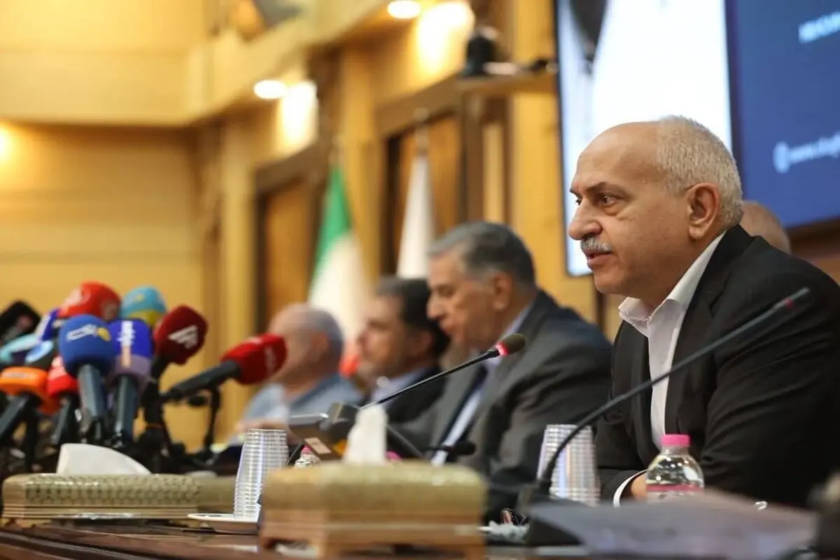عضو هیات رئیسه اتاق بازرگانی: ۱۰۰ میلیارد دلار ارز گم نشده