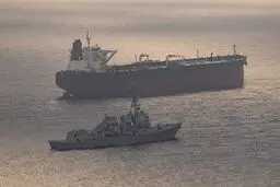 نفتکش کره‌جنوبی با اجازه ایران از تنگه هرمز عبور کرد