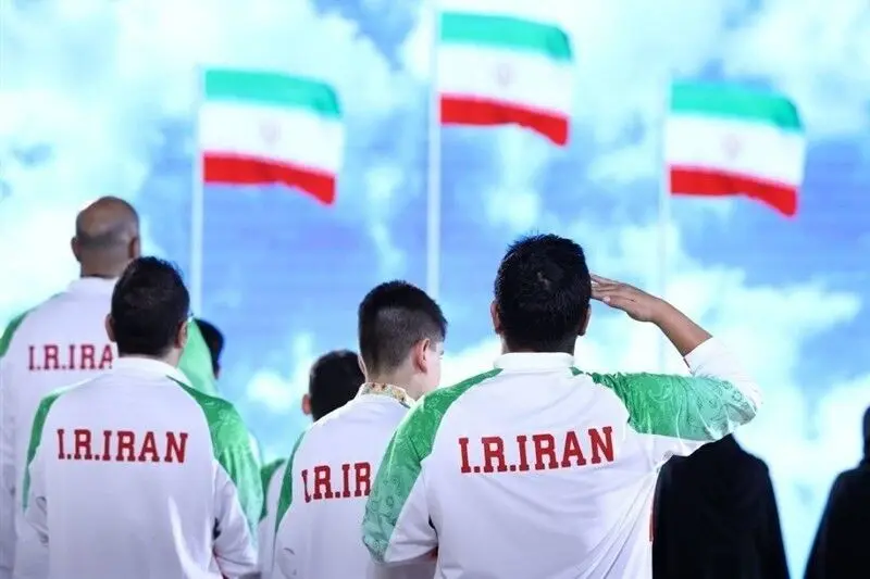 رونمایی از لباس عمومی و پوستر کاروان ایران در بازی‌های پاراآسیایی ۲۰۲۶ + عکس