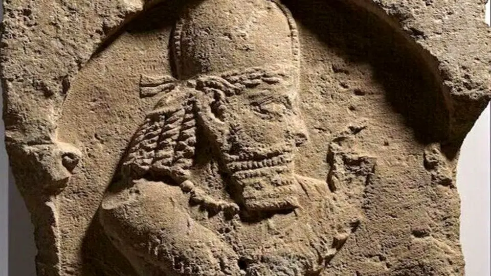 رونمایی از نقش برجسته ۲۰۰۰ ساله ساسانی در موزه ملی ایران/ ویدئو