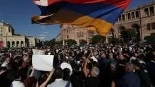 وضعیت امنیتی اطراف ساختمان ریاست جمهوری ارمنستان/ برخورد با معترضان ارمنی/ ویدئو