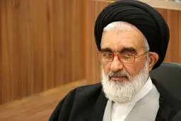 امام جمعه قم: برخی هنرشان تبدیل مخالف به معاند است
