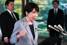 نخست‌وزیر ژاپن: توکیو برای توقف تنش در منطقه با آمریکا و ایران در تماس است