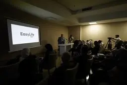گفتگو با دکتر فرزین- کنگره اوروانکولوژی- شهریور 1402- برند ایزی لایف