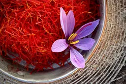 احکتار زعفران در انبارها