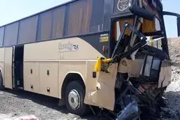 واژگونی اتوبوس تور گردشگری در قزوین؛ ۲ نفر کشته شدند
