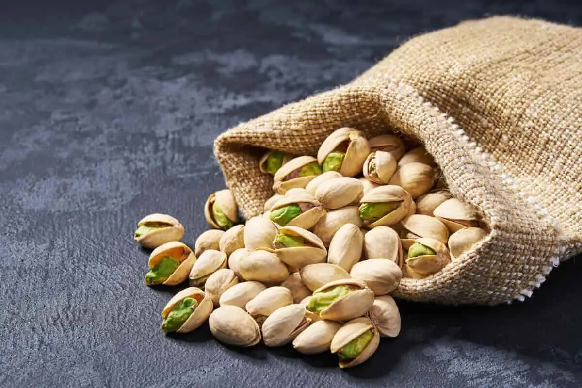 صادرات پسته آمریکایی  با برچسب ایرانی

