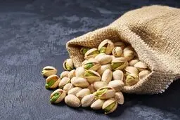صادرات پسته آمریکایی  با برچسب ایرانی

