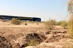 فرونشست به ۳۰۰ متری تخت جمشید رسیده