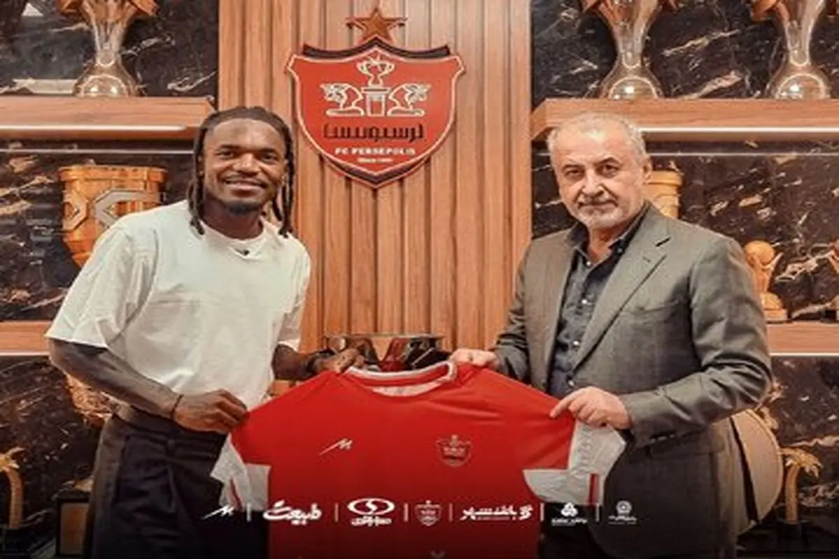اولین تصویر از بیفوما با لباس پرسپولیس