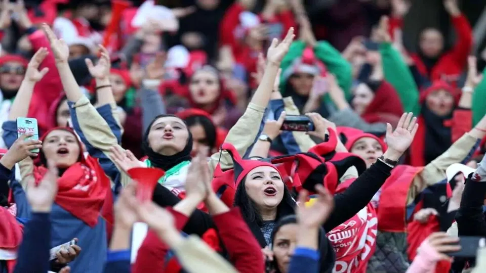 پشت‌پرده مخالفان حضور زنان در ورزشگاه‌ها/ مخالف حضور زنان در هر جایی هستند!