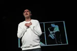 دلنوشته امیرمهدی ژوله برای سربازی که پای لانچر مجروح شد