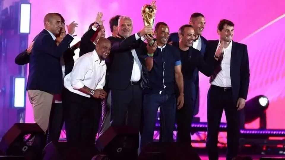 بزرگان فوتبال در افتتاحیه فن فست جام جهانی