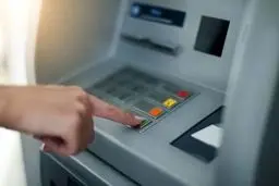 انفجار دستگاه خودپرداز بمب‌گذاری‌ شده در مسکو + ویدیو 