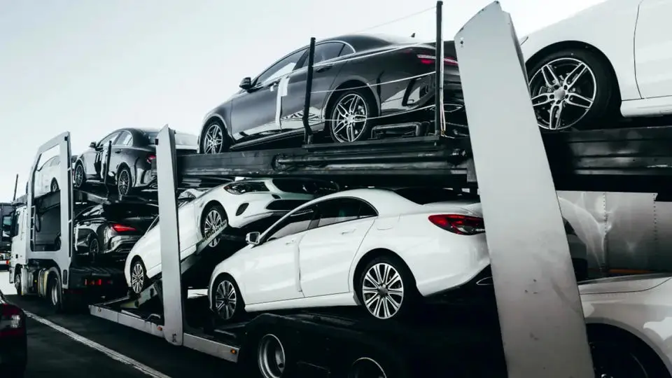 کاهش شدید قیمت خودروهای وارداتی جانبازی