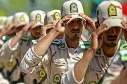 موافقت رهبر انقلاب با بخشش اضافه خدمت سربازان 
