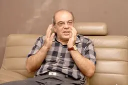 پزشکیان می‌تواند اقشار خاکستری را پای صندوق بیاورد