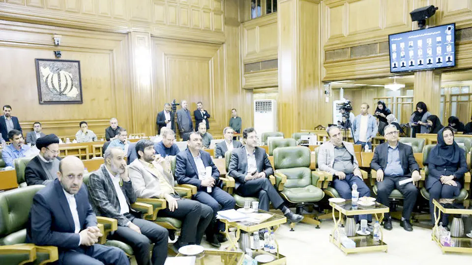 مدیران آسانسوری در بهشت