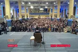 پاسخ رهبر انقلاب به تهدیدهای رئیس‌جمهور آمریکا: تو هم نخواهی توانست جمهوری اسلامی را از بین ببری + ویدیو