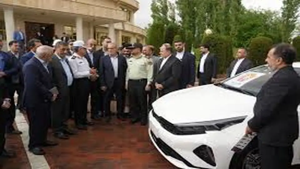 شمارهگذاری نخستین خودروی وارداتی از منطقه آزاد تجاری – صنعتی قصرشیرین
