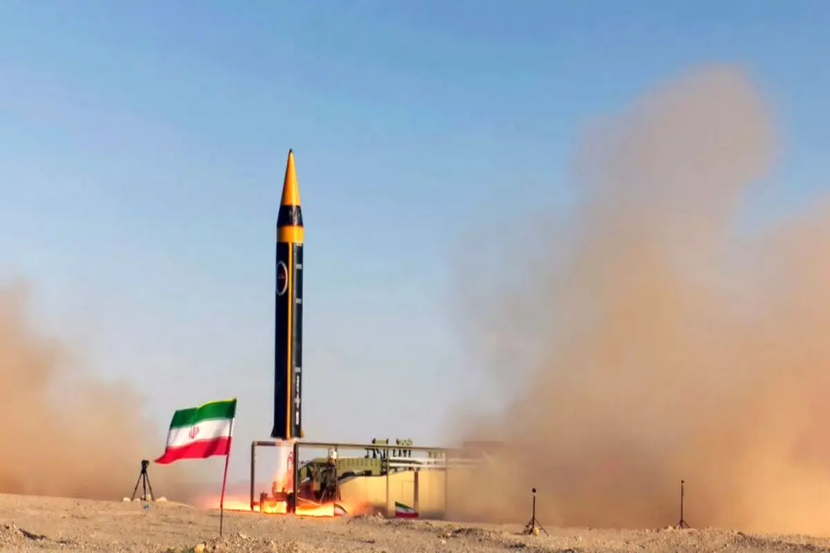 کانال ۱۲ اسراییل: موشک «خیبر» زبان هشدار ایران به اسرائیل است
